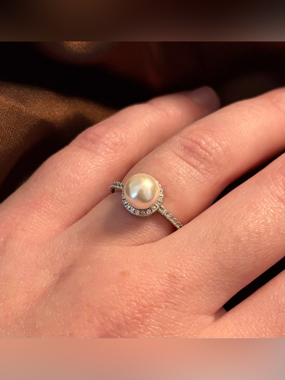 Charmed Aroma Pearl and Shimmer Ring